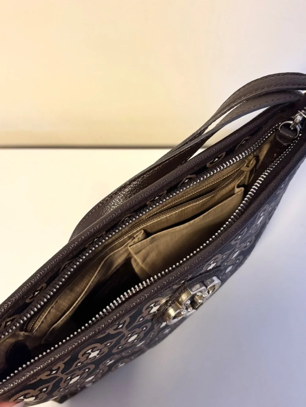 Brighton Renata Leather Zip Tote Messenger Crossbody Bag Purse Black Brown